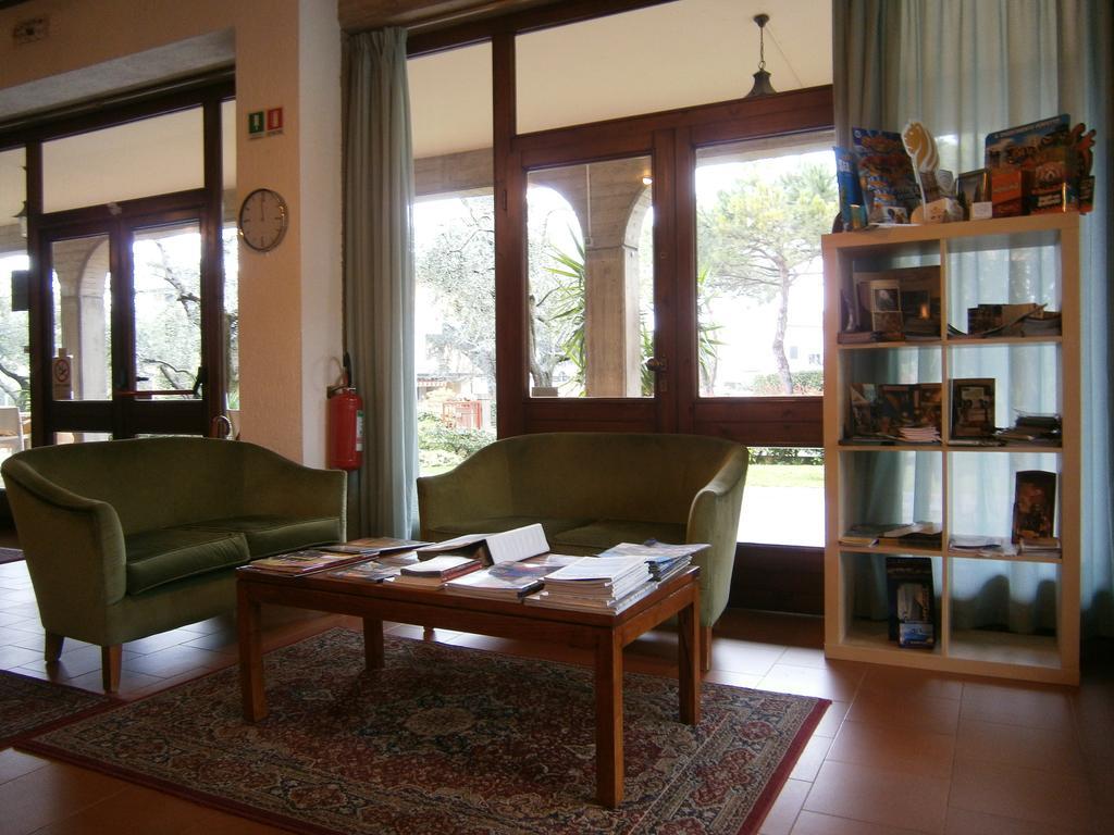 Hotel Chiara Sirmione Kültér fotó