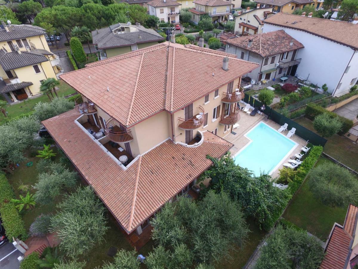 Hotel Chiara Sirmione Kültér fotó